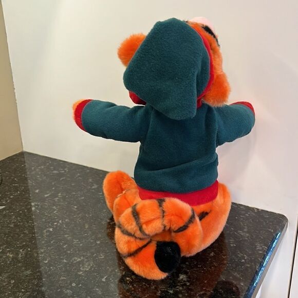 Disney Winnie the pooh Tiger Christmas snowman sweater plush Santa Hat - Picture 6 of 9